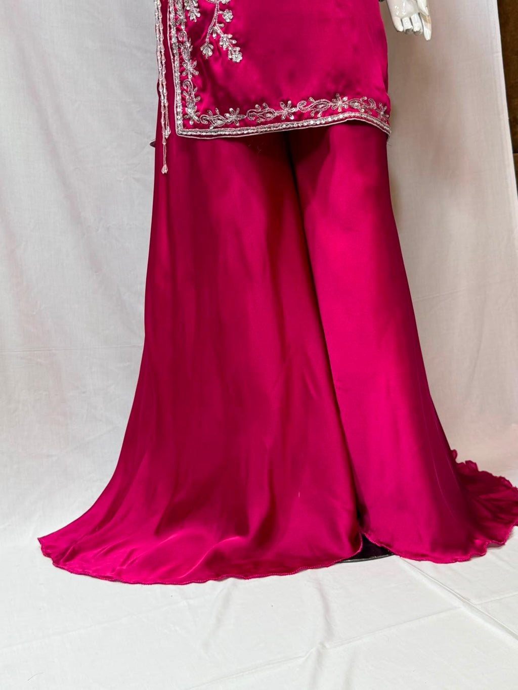 Fuchsia 1980 Choker Style